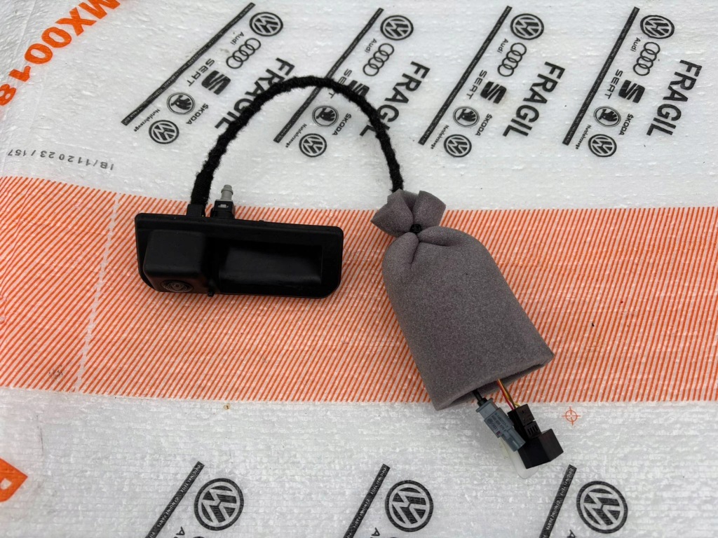 фото №1, Камера заднего вида крышки задняя ручка ручка 6v0827566h skoda fabia iii 6v