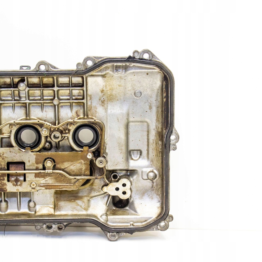 фото №6, Toyota c-hr i 2018 крышка клапанов