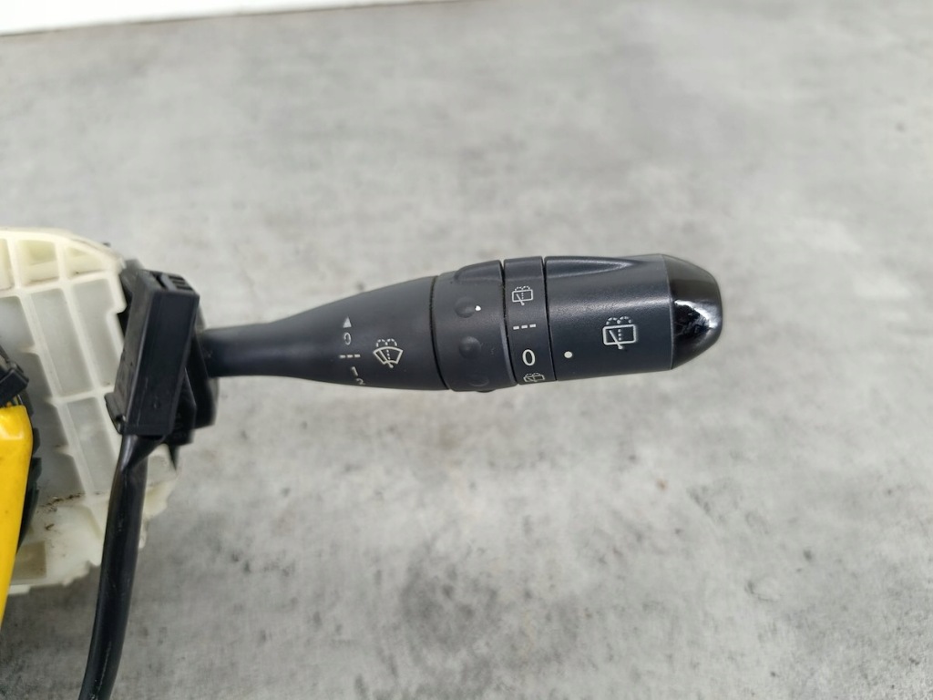 Перемикач комбінований smart forfour i mn148857xb a4545401244 1.5 cdi Зі Шроту