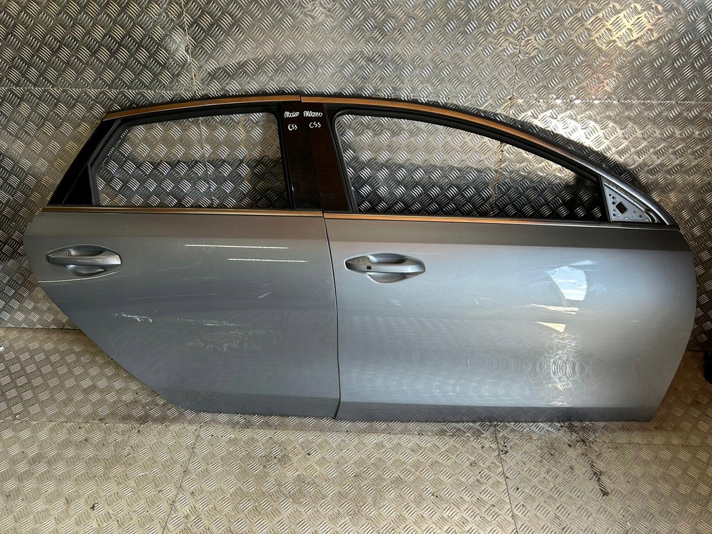 фото №1, Дверь задние правое задняя proceed iii lift fl 21+ css