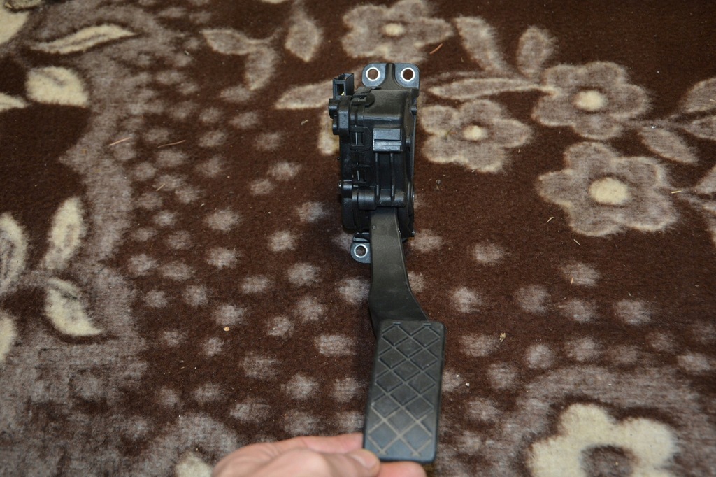 фото №1, Потенціометр педаль газу vw multivan t6