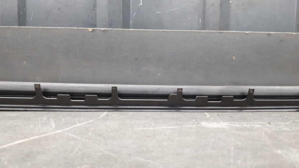 Купити 7933088 молдинг скло лобове права bmw g26 i4