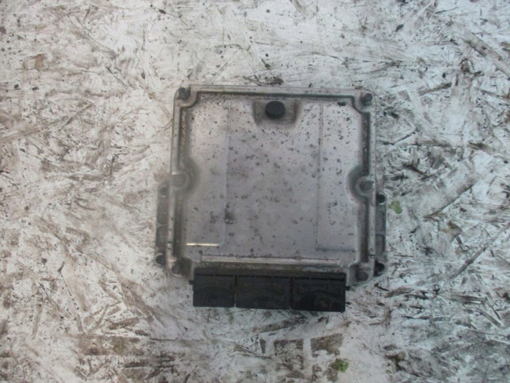 фото №1, Renault laguna 2.2dci блок управления 0281010637