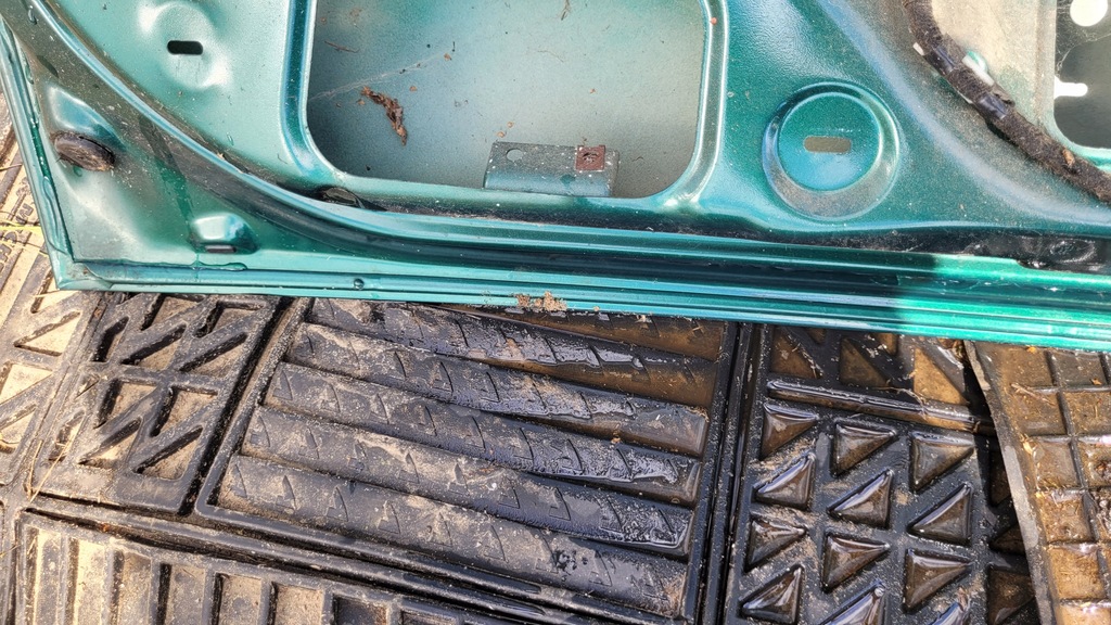 фото №16, Seat leon i 1 кришка багажника задня багажника скло ls6t