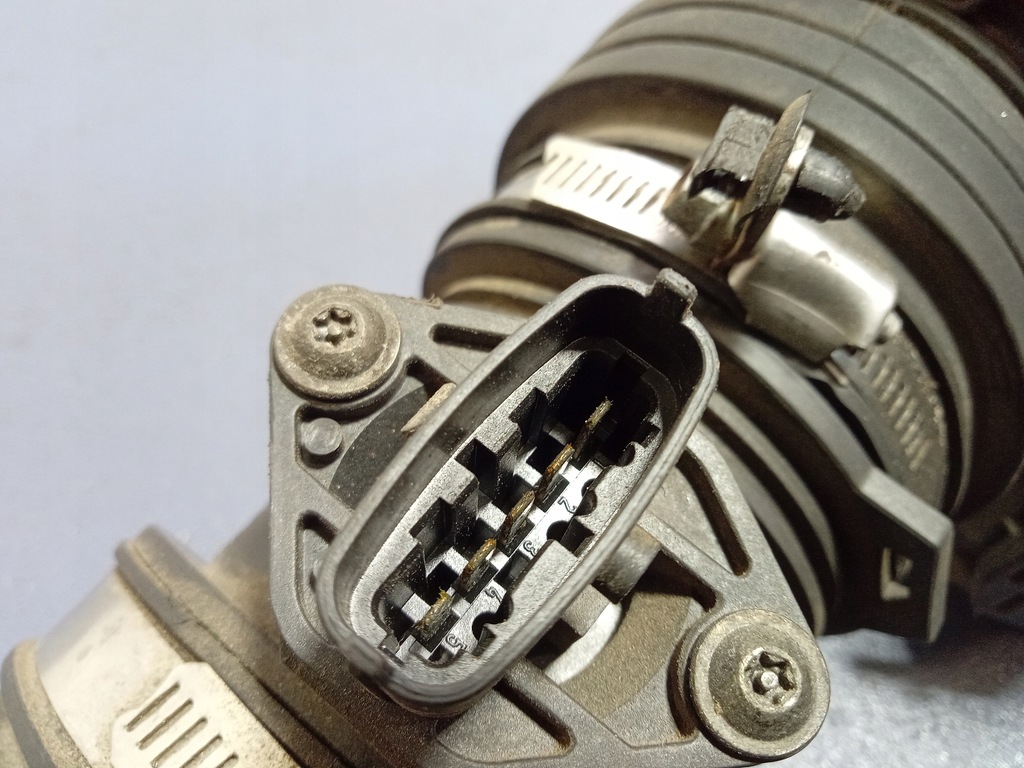 фото №4, Hyundai terracan 3.5 v6 корпус фильтра воздуха