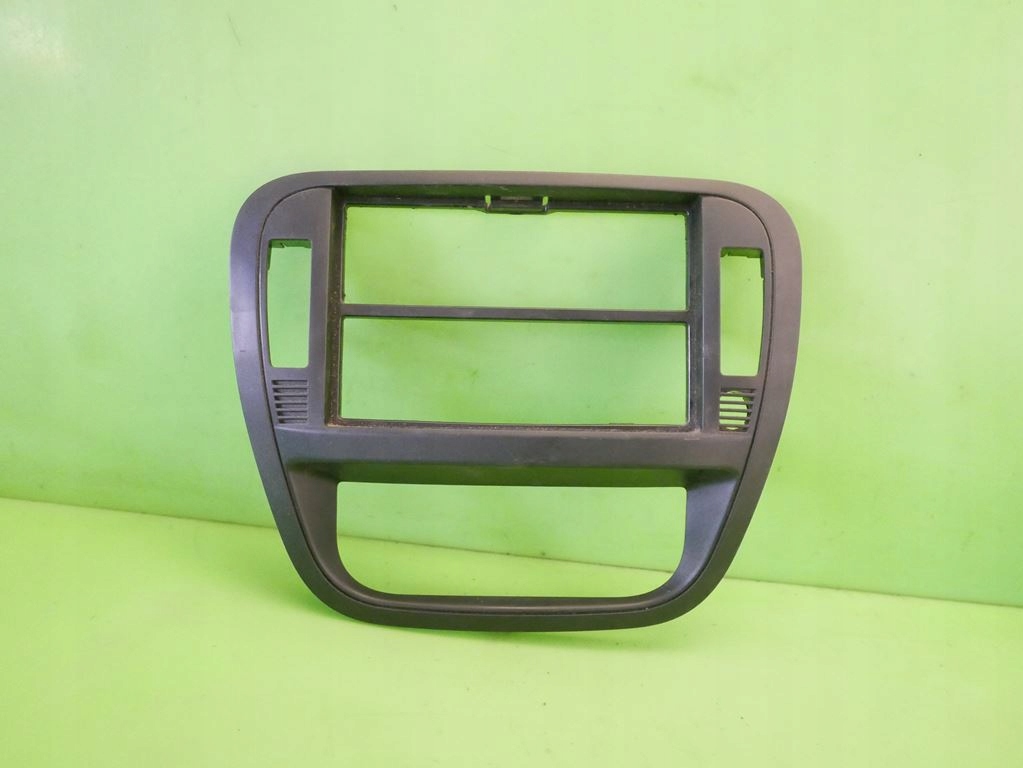 фото №1, Рамка радіо панелі панель приладів citroen c3 i phii 05-09