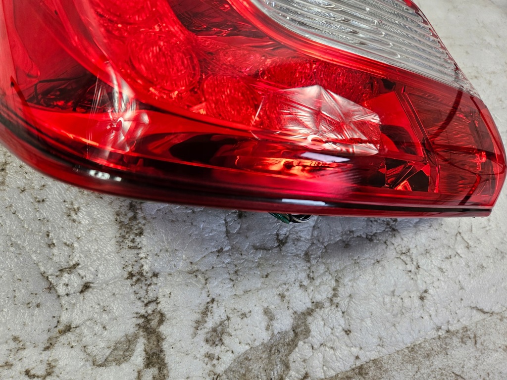 фото №5, Левая задняя лампа mitsubishi space star ii 2 lift 15- led 8330b021