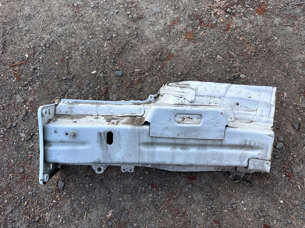 фото №1, Audi a3 8y лонжерон права