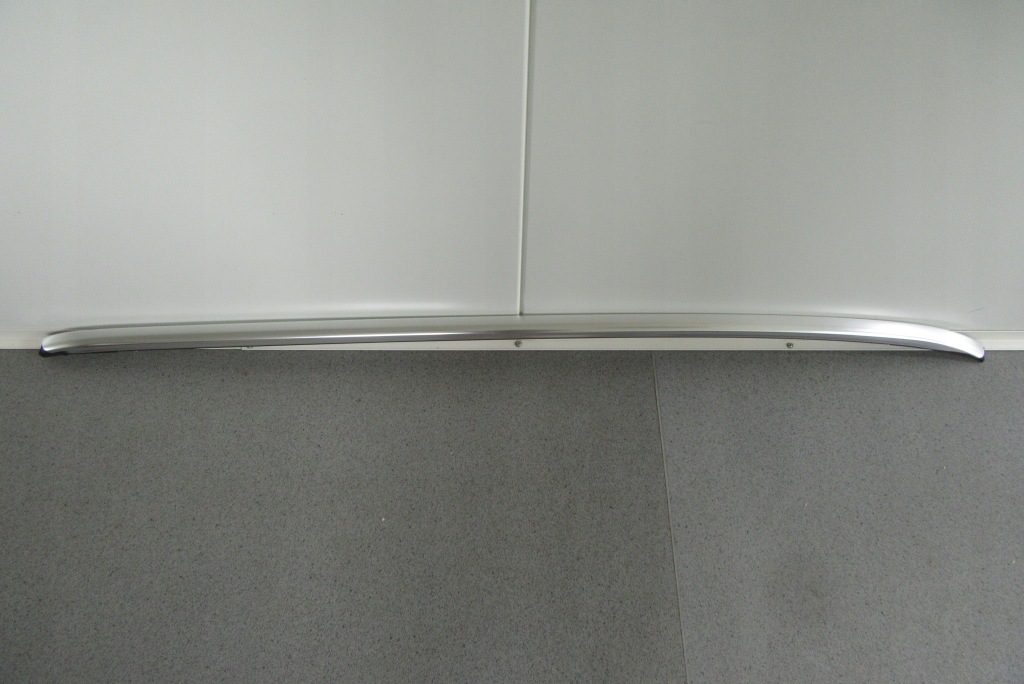 фото №1, Молдинг кровельная правая рейлинг corolla e21 kombi 19-