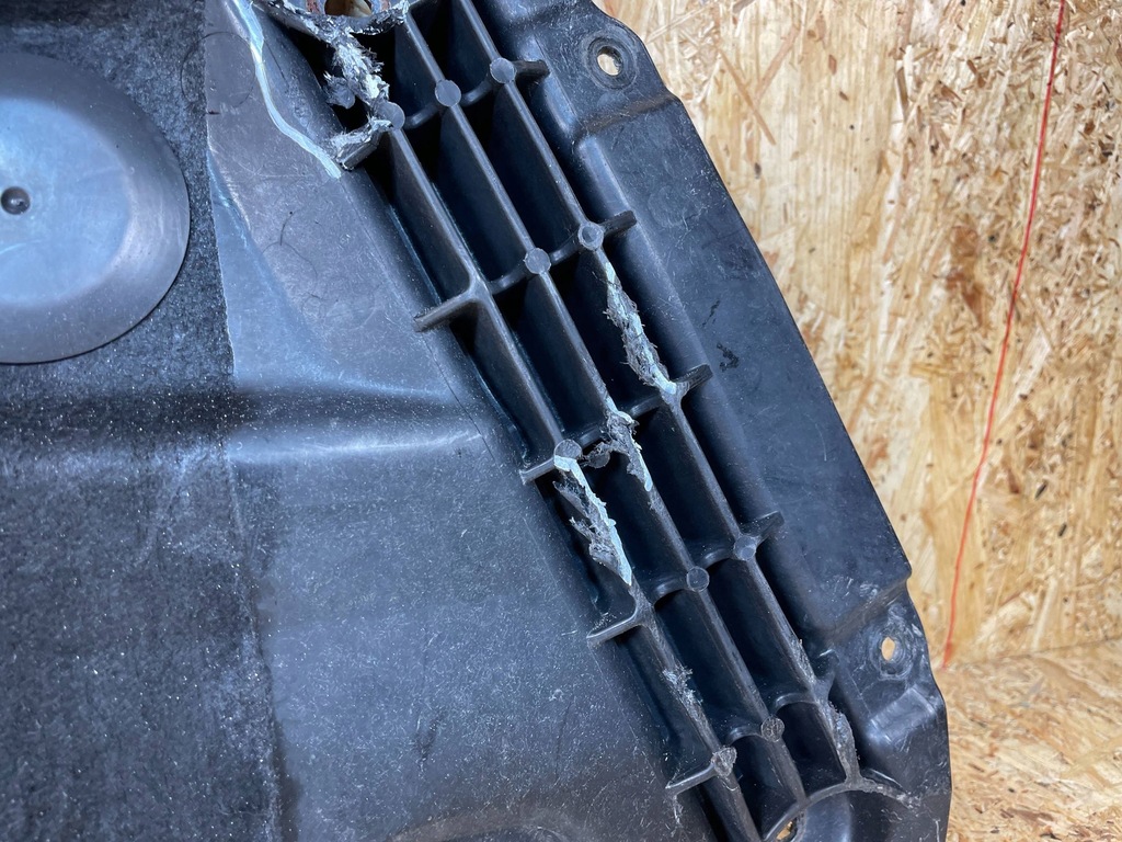 фото №7, Плита захист підлога pod двигун audi a4 b9 a5 8w 8w0863821b 2015-