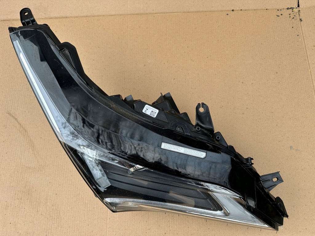 Lexus rx фара правый перед full led 81110-0e260 европа в Украине