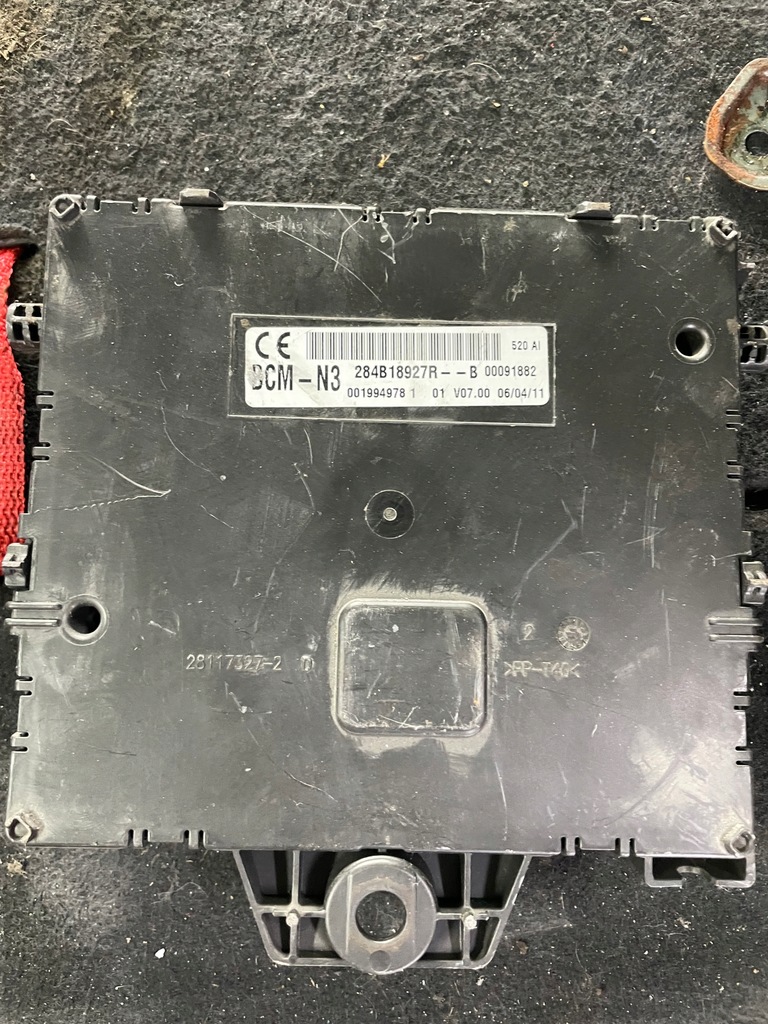 фото №1, Бортовой компьютер блок управления модуль bcm renault master iii 284b18927r