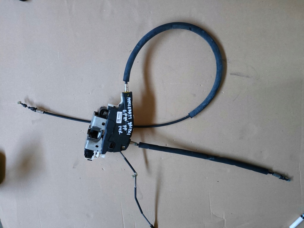 фото №1, Maserati ghibli замок двері правий перед europa 6pin