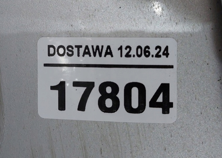 Накладка накладка  порога  правая avensis 3 t27 09-18r Доставка