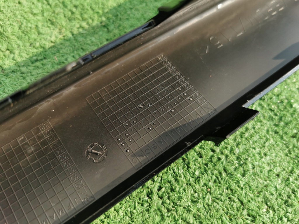 фото №16, Молдинг бампера перед передній mercedes eqa w243 a2438852603