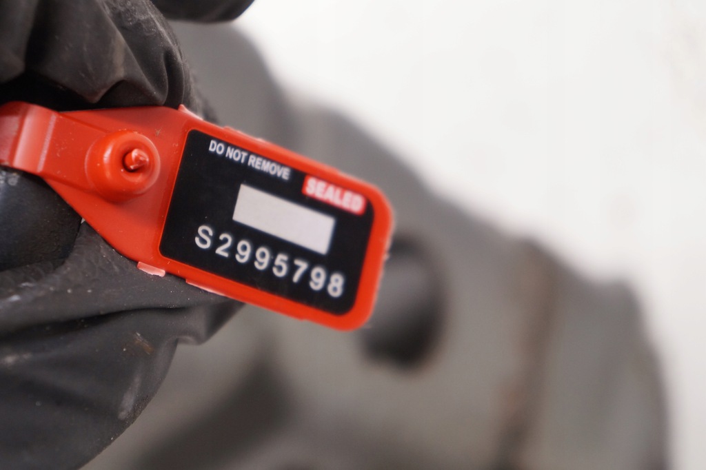 фото №5, Volvo s60 ii v60 i кронштейн зона деформации левый левая перед лонжерон