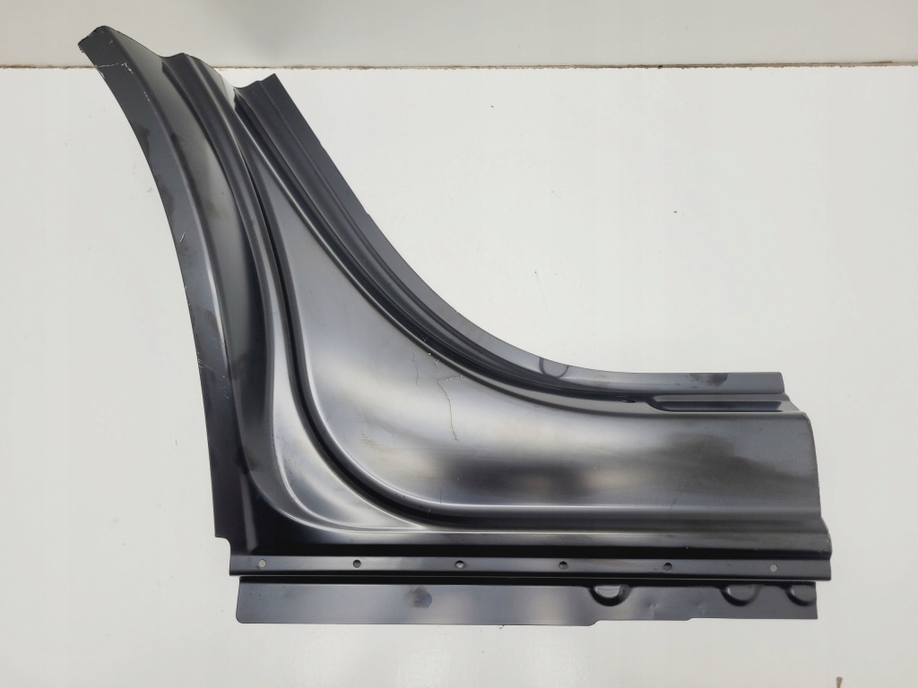 Купити Audi e-tron 4ke поріг праві задній