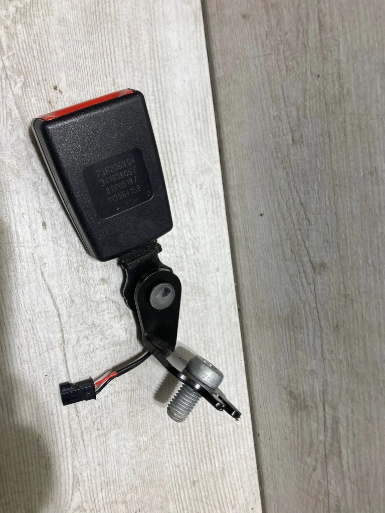 фото №2, Mini one - cooper f56 f55 2018 клипса pas задняя