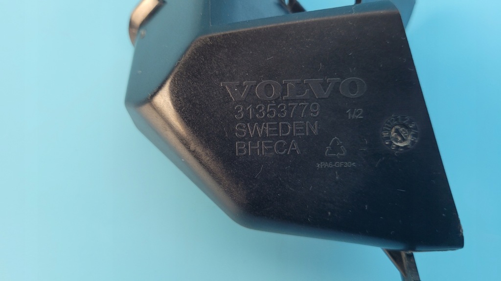 фото №12, Volvo xc60 ii 21r канал злив води правий 31353779