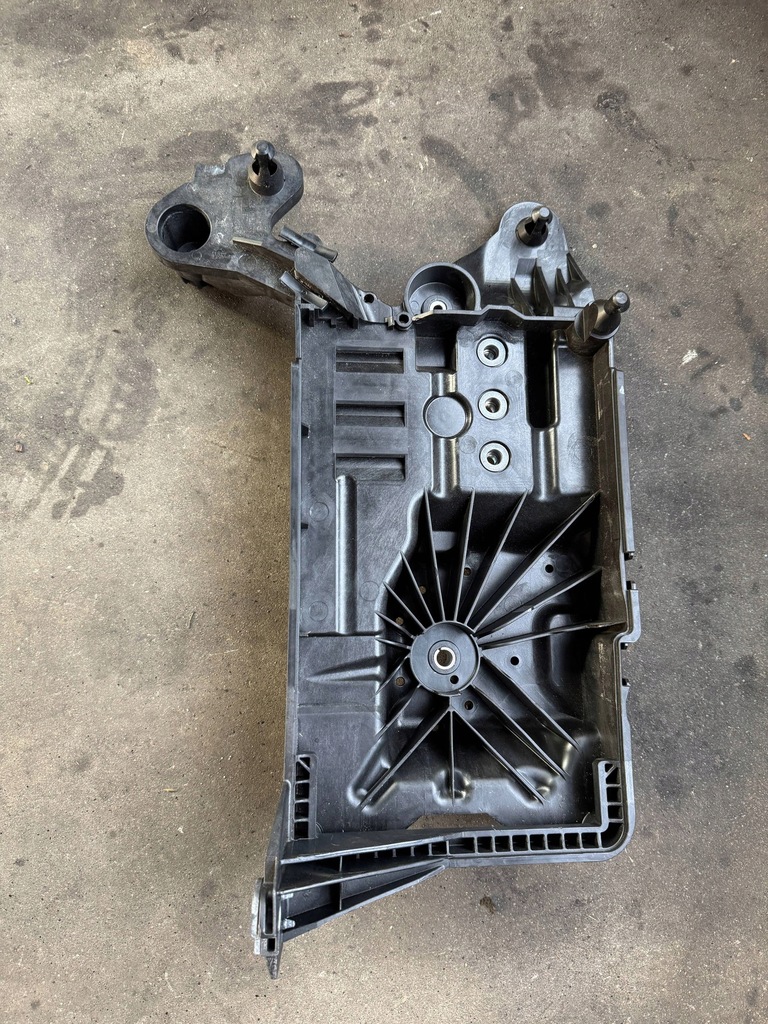 фото №1, Основание аккумулятор cupra formentor 5wa915331b