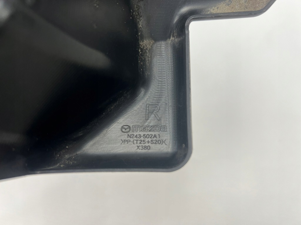 фото №12, Mazda mx-5 mx5 iv 4 2015 - напрямна кронштейн бампера задня правий n243-502a1