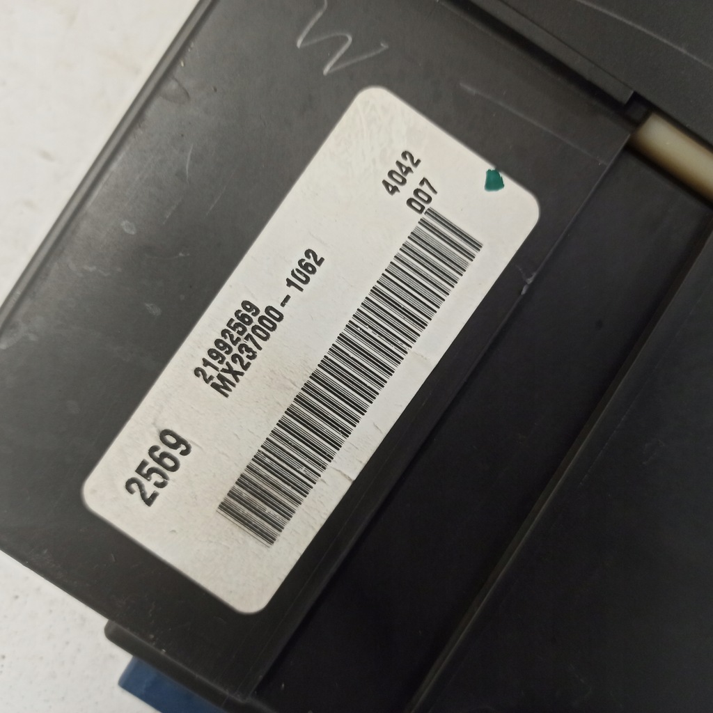 фото №12, Cadillac cts панель кондиціонера обдув 21992569 mx237000-1062