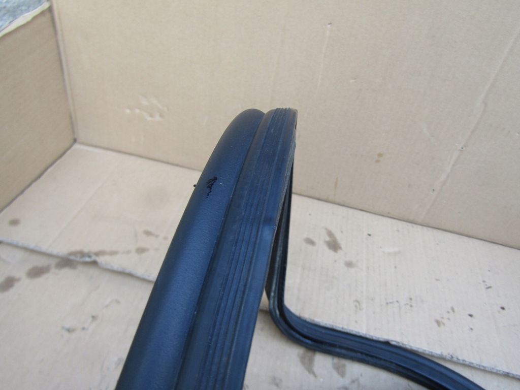 фото №6, 1 mercedes clk w208 97-02 do coupe прокладка крышки багажника