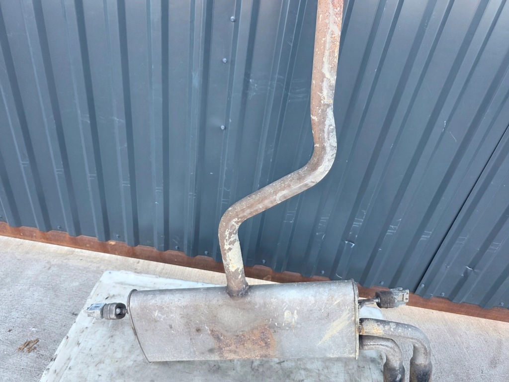 Гасник вихлоп audi a3 8v volkswagen seat skoda 5q6253611aj 5q0253211ak Зі Шроту