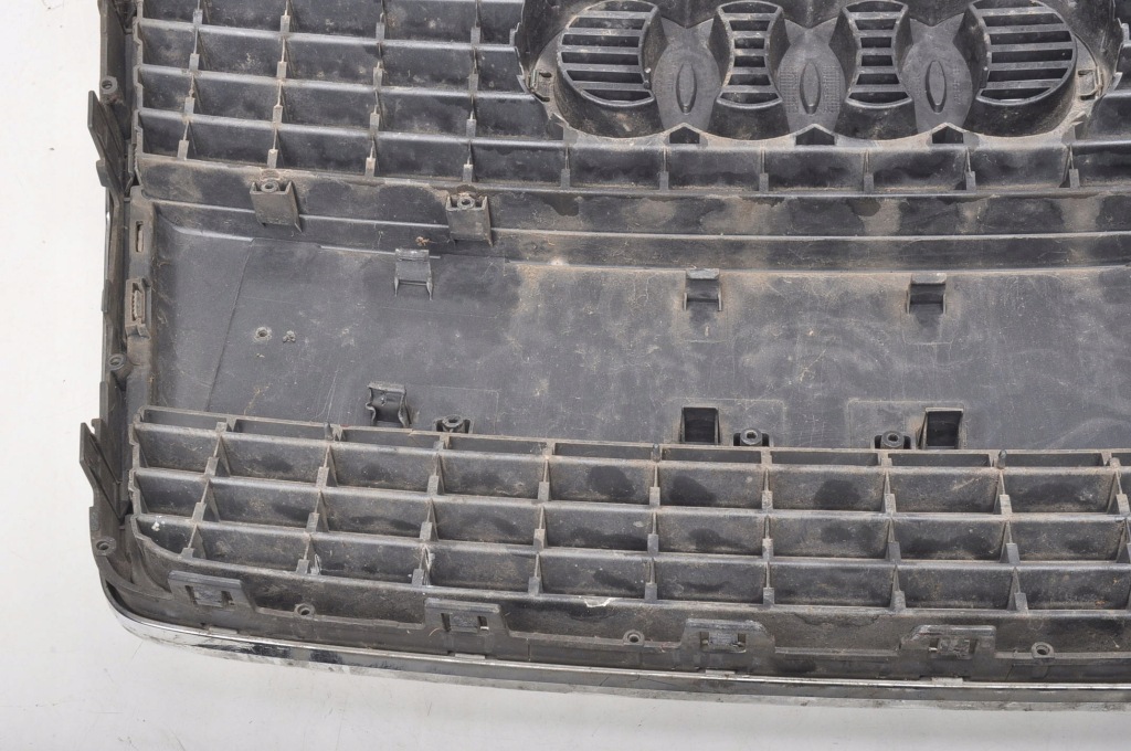 Audi a3 8p решётка радиатора решётка радиатора решётка радиатора бампера 8p4853651 с Разборки