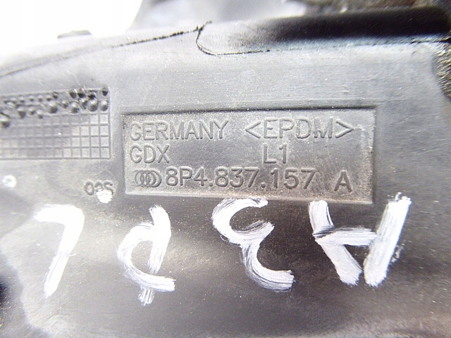 фото №4, Audi a3 8p 03- заглушка двері перед права