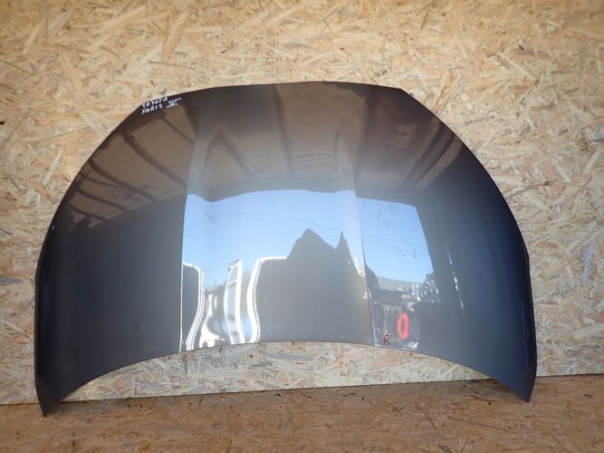 фото №4, Toyota yaris iv капот