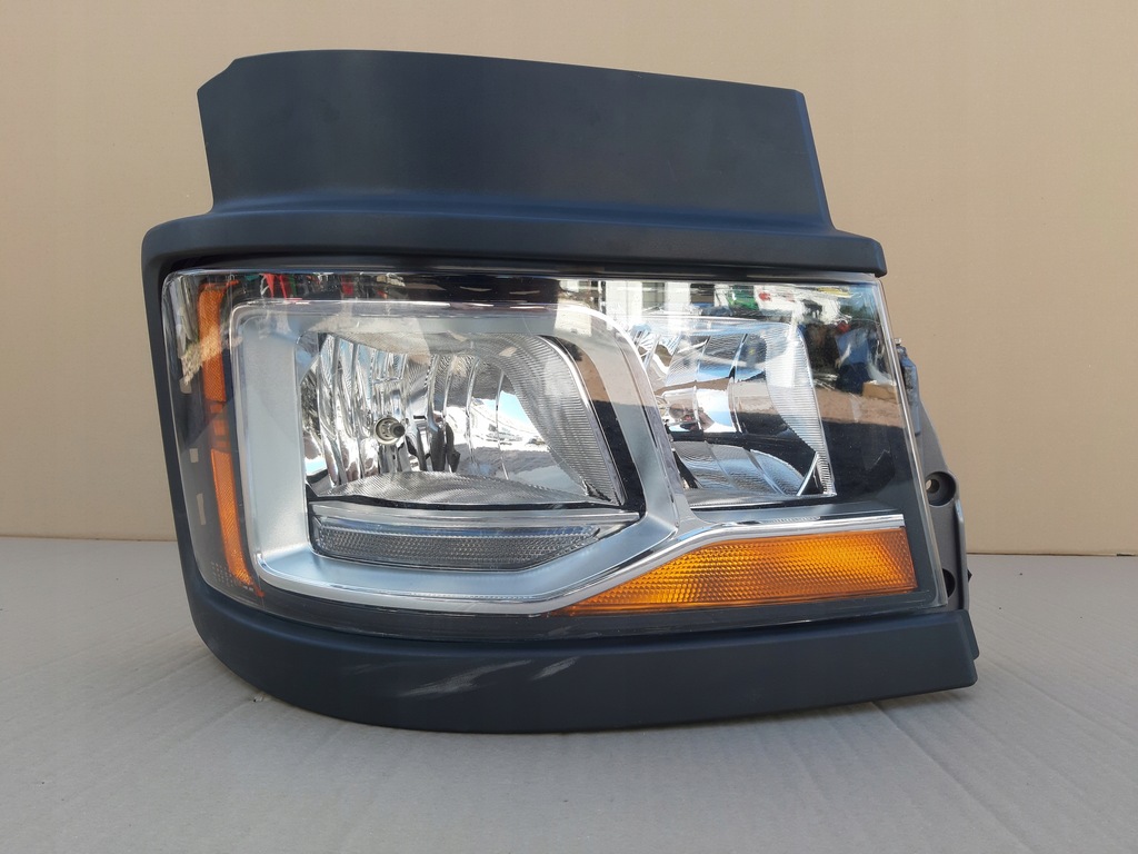 фото №2, Scania r s фара правый лампа h7 кронштейн рамка