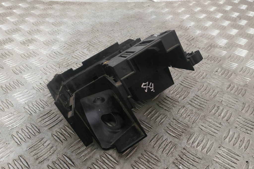 фото №8, Кришка коробка запобіжників vw cc 358 1k0907361b 2.0l дизель 103kw