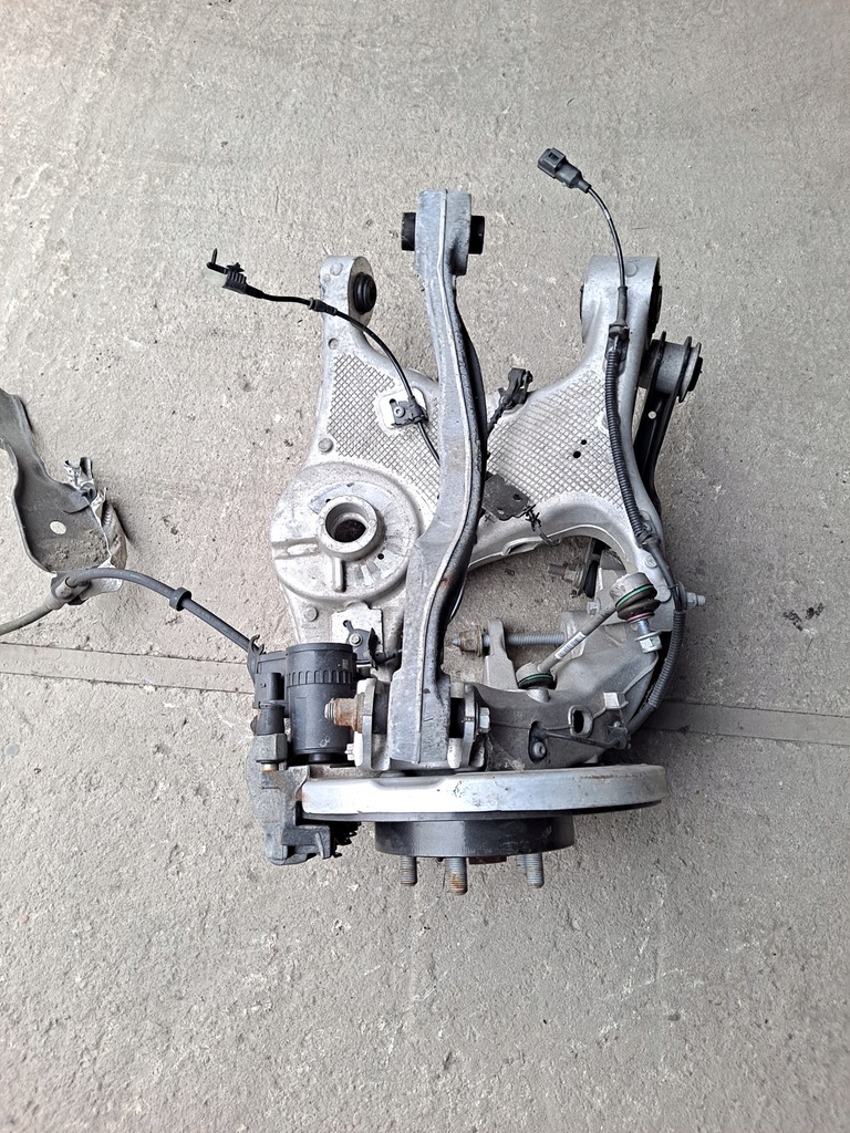 фото №2, Discovery sport поворотный кулак правый задняя рычаги kpl