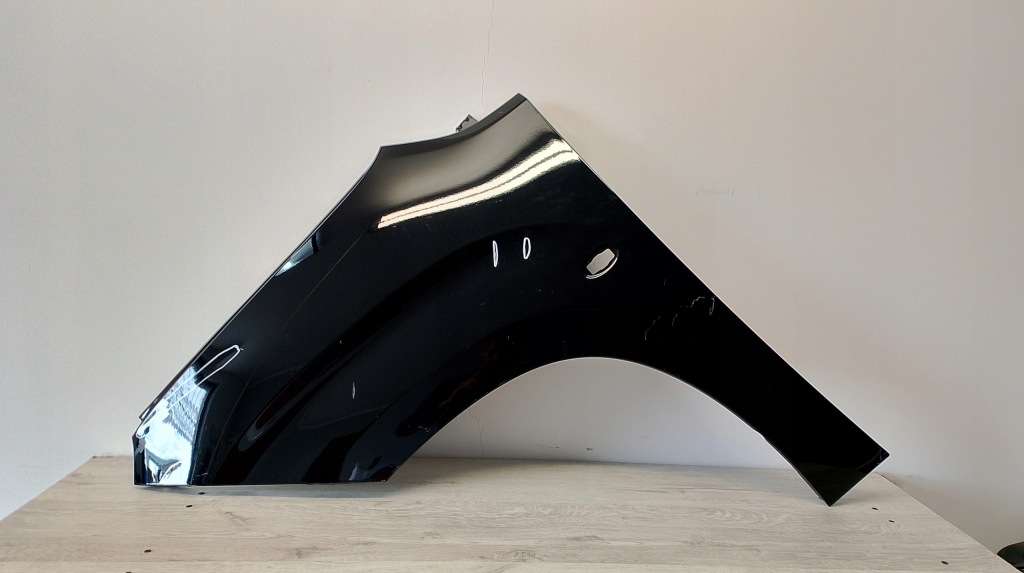 фото №1, Opel combo e rifter berlingo iv лівий крила передній чорний гарний ktv