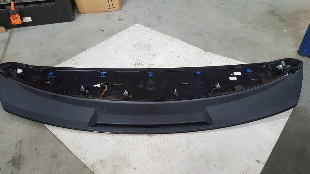 фото №11, Спойлер спойлер кришки audi q8 4m8827933g демонтаж