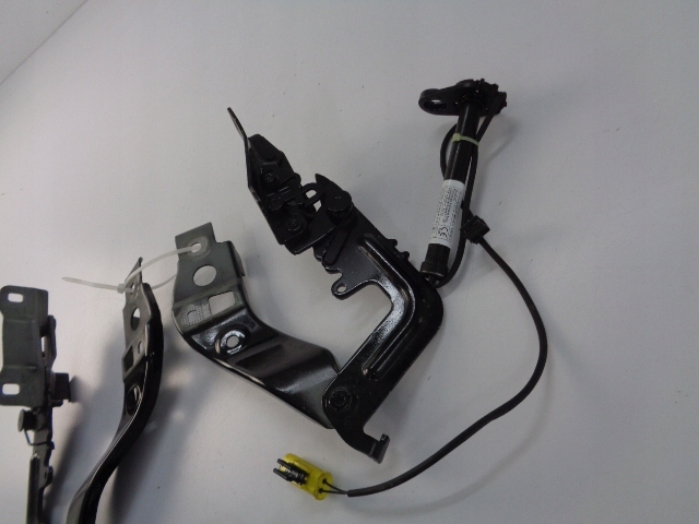 фото №4, Петлі патрони капот mercedes eqa w243 2021 rok 696