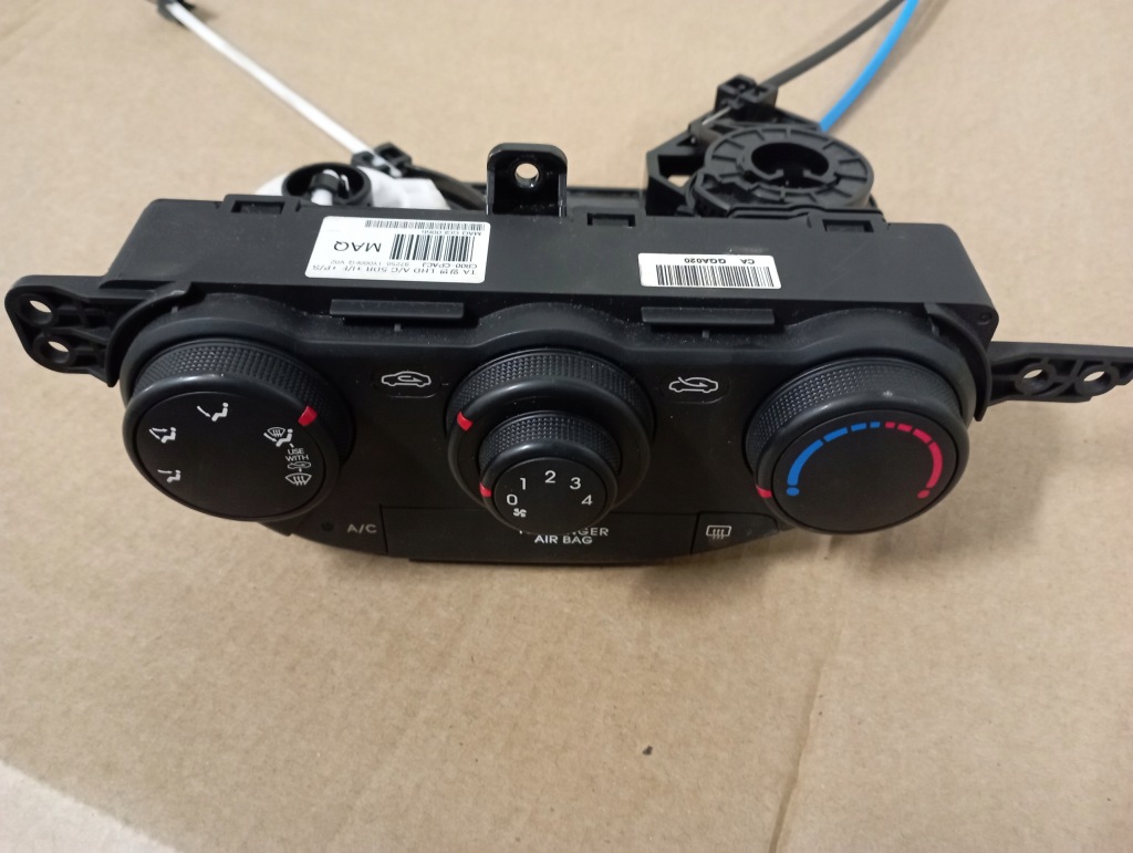 фото №1, Kia picanto ii панель обдув кондиционера выключатель