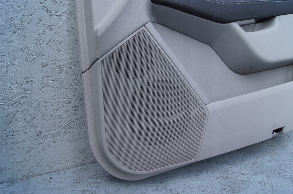 Купить Mercedes w166 ml350 обшивка дверь правая  перед