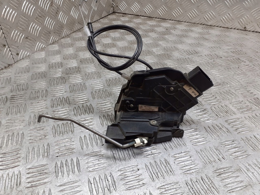 фото №1, Замок двері центральний правий задня mazda 3 bk