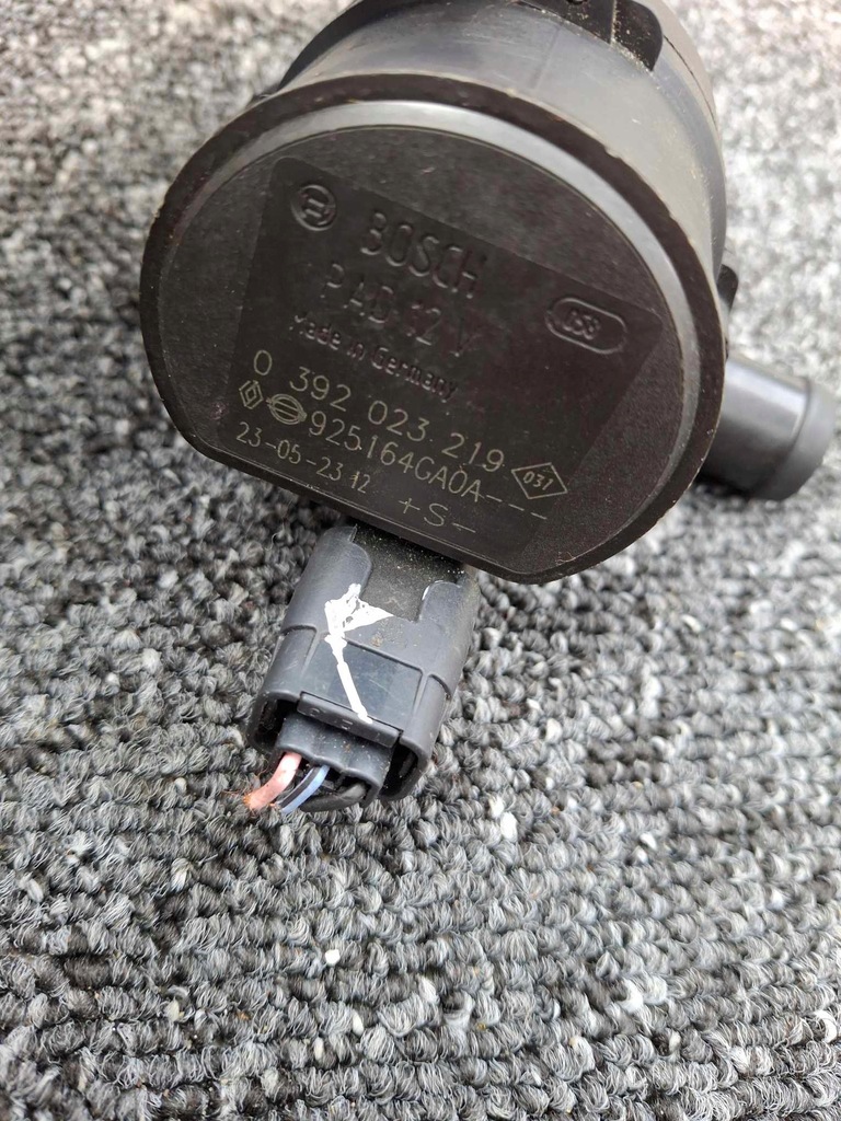 фото №1, Renault master iv помпа wody 0392023219