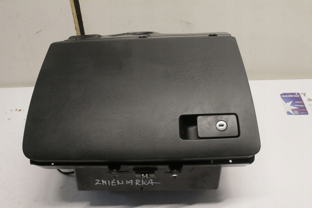 фото №1, Бардачок пассажира vw passat b6