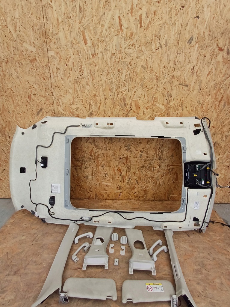 фото №6, Jaguar f pace потолок alcantara панорама