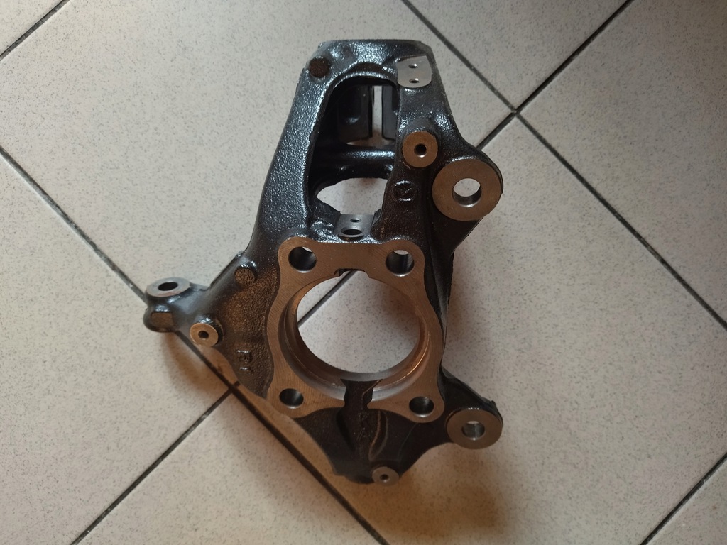 фото №1, Поворотный кулак перед mazda 3 bp 2019- новый orginal