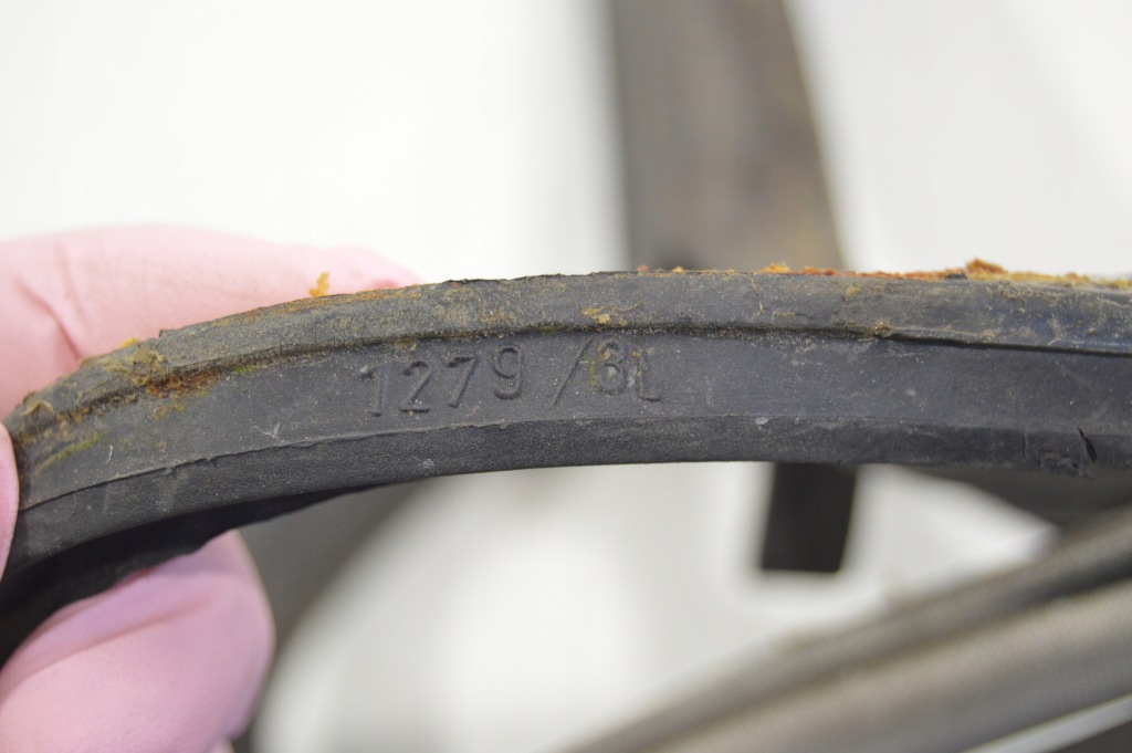 Прокладка крышки крыша крышки mercedes r129 sl 500sl 1297501398 Оригинал