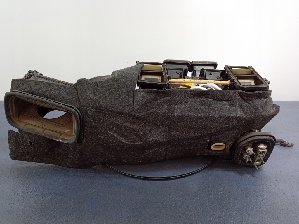 E klasa w212 отопитель корпус eu 2128305160 Недорого