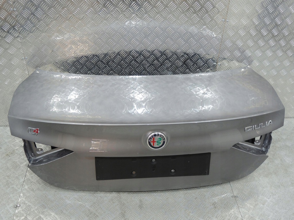 фото №1, Alfa romeo giulia кришка багажника багажника колір 318