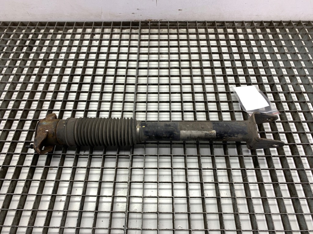 фото №1, Амортизатор левый задняя mercedes w166 suv a1663262000 11-15 3.0