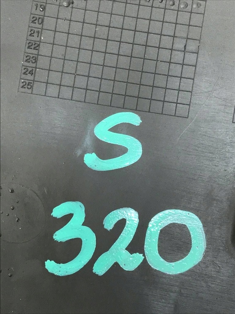 фото №6, Напрямна кронштейн протитуманної фари праве range rover velar j8a2-15266-ba