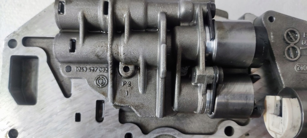 фото №8, Плита мехатроника коробки porsche 911 964 993 4hp-22hl a5004 1043050009